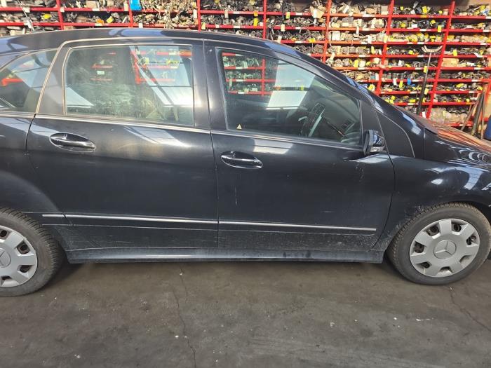 Mercedes B 2.0 B-180 CDI 16V Sloopvoertuig (2006, Zwart)