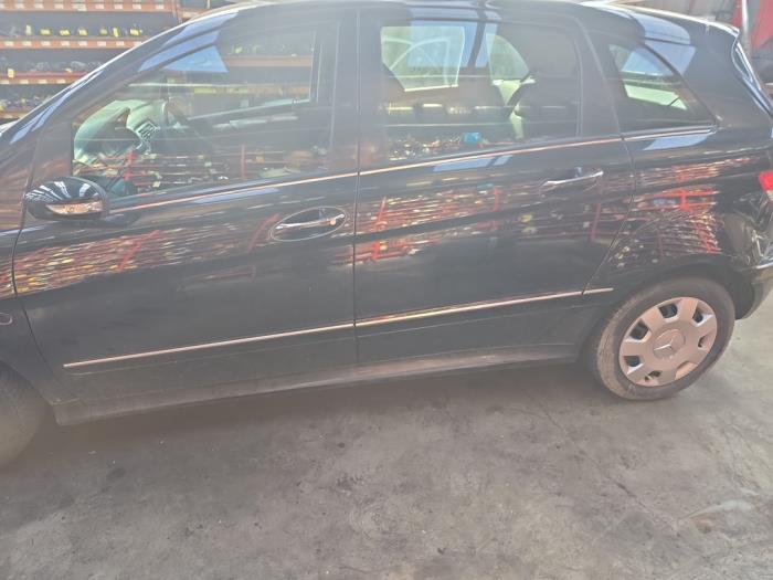 Mercedes B 2.0 B-180 CDI 16V Sloopvoertuig (2006, Zwart)