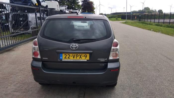 Toyota Corolla Verso 2.2 D-4D 16V Sloopvoertuig (2008, Grijs)