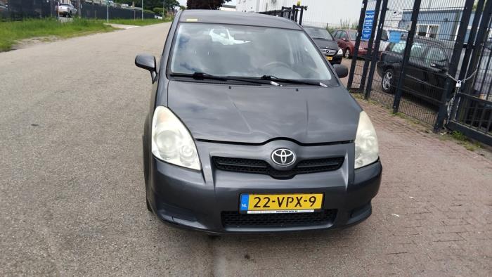 Toyota Corolla Verso 2.2 D-4D 16V Sloopvoertuig (2008, Grijs)