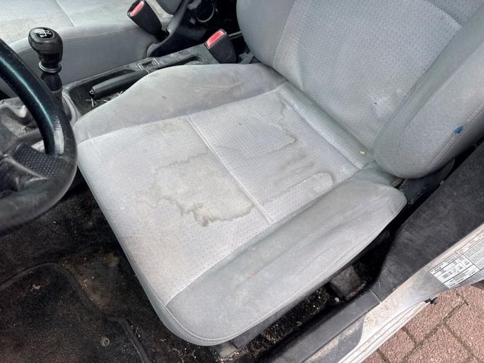 Mitsubishi Space Star 1.8 MPi 16V Sloopvoertuig (2003, Grijs)