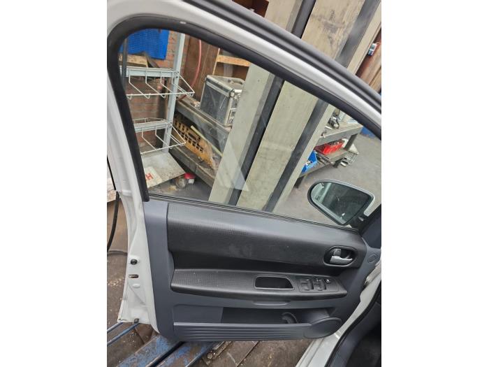 Mitsubishi Colt 1.3 16V Sloopvoertuig (2012, Wit)
