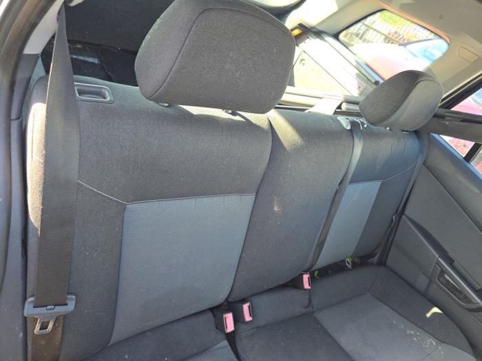 Opel Astra H SW 1.6 16V Twinport Sloopvoertuig (2006, Zwart)