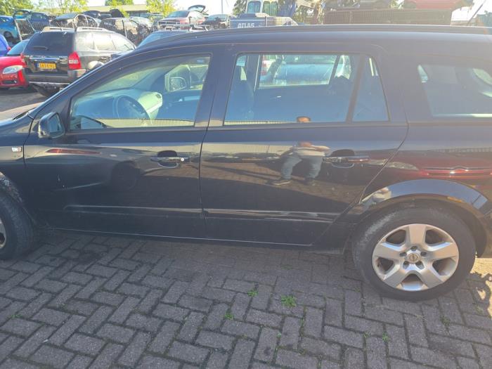 Opel Astra H SW 1.6 16V Twinport Sloopvoertuig (2006, Zwart)
