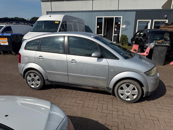 Audi A2 1.4 16V Sloopvoertuig (2000, Grijs)