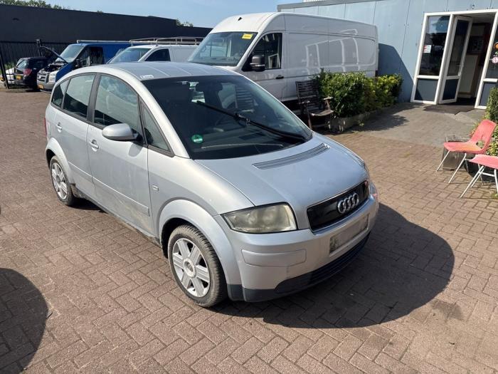 Audi A2 1.4 16V Sloopvoertuig (2000, Grijs)