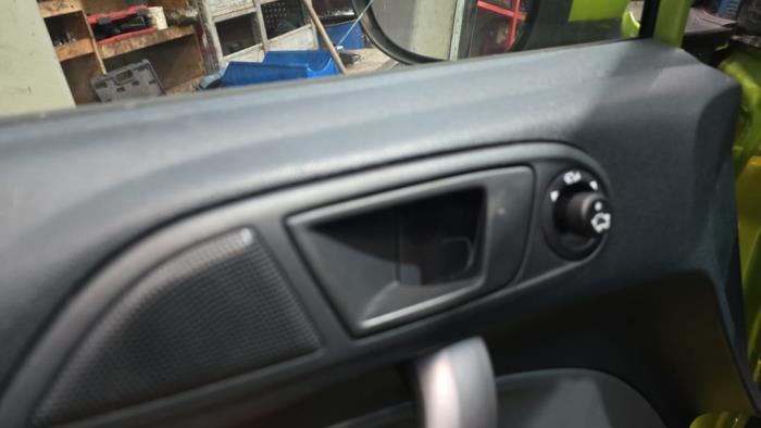 Ford Fiesta 6 1.6 TDCi 16V 90 Van Sloopvoertuig (2009, Groen)