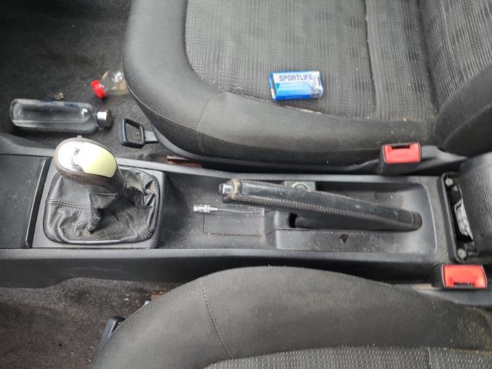 Skoda Fabia 1.4i 16V Sloopvoertuig (2004, Grijs)