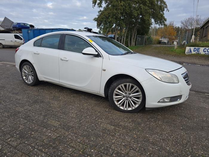 Opel Insignia 2.0 CDTI 16V 130 Ecotec Sloopvoertuig (2012, Wit)