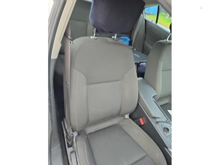 Opel Insignia 2.0 CDTI 16V 130 Ecotec Sloopvoertuig (2012, Wit)