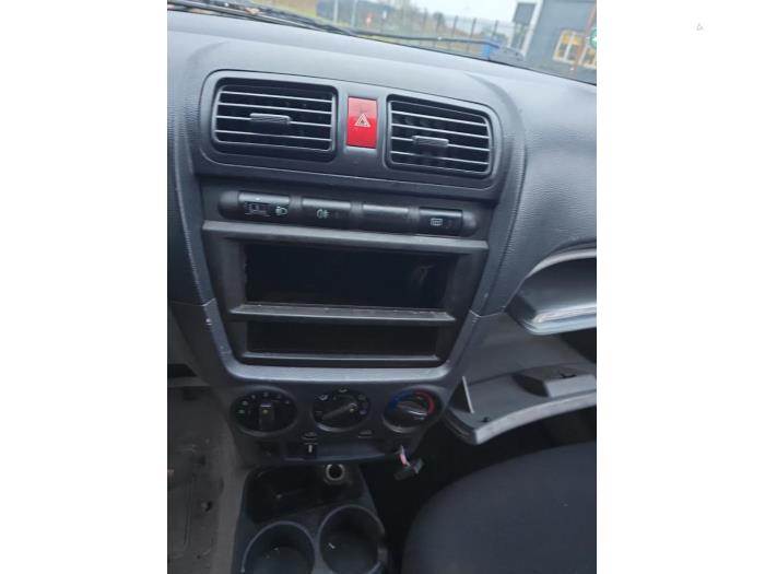 Kia Picanto 1.1 12V Sloopvoertuig (2005, Zwart)