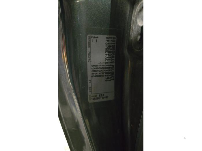 Peugeot 107 1.0 12V Sloopvoertuig (2006, Grijs)