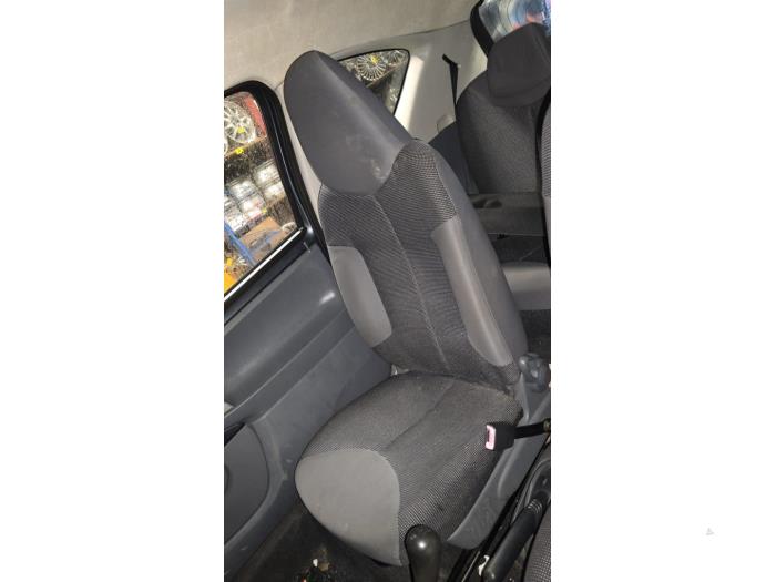 Peugeot 107 1.0 12V Sloopvoertuig (2006, Grijs)