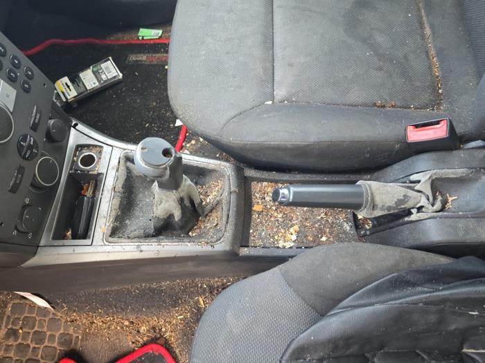 Opel Astra H 1.4 16V Twinport Sloopvoertuig (2005, Grijs)