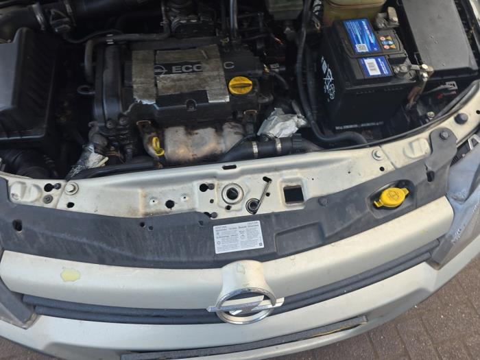 Opel Astra H 1.4 16V Twinport Sloopvoertuig (2005, Grijs)