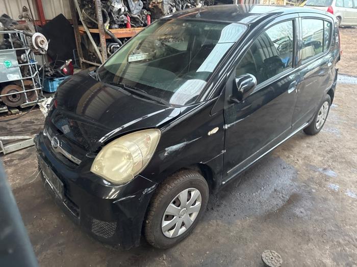 Daihatsu Cuore 1.0 12V DVVT Sloopvoertuig (2008, Zwart)