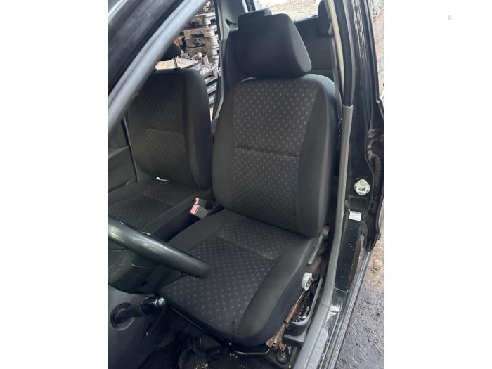 Daihatsu Cuore 1.0 12V DVVT Sloopvoertuig (2008, Zwart)