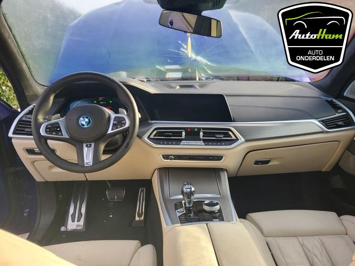 BMW X5 xDrive 45 e iPerformance 3.0 24V Sloopvoertuig (2022, Blauw)