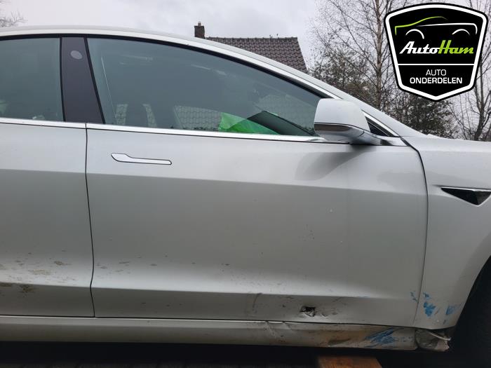 Tesla Model 3 Long Range AWD 75 kWh Sloopvoertuig (2019, Wit)