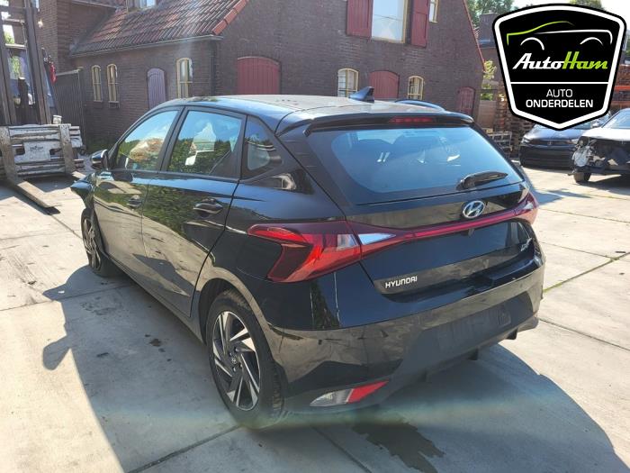 Hyundai i20 1.0 T-GDI 100 Mild Hybrid 48V 12V Sloopvoertuig (2022, Zwart)