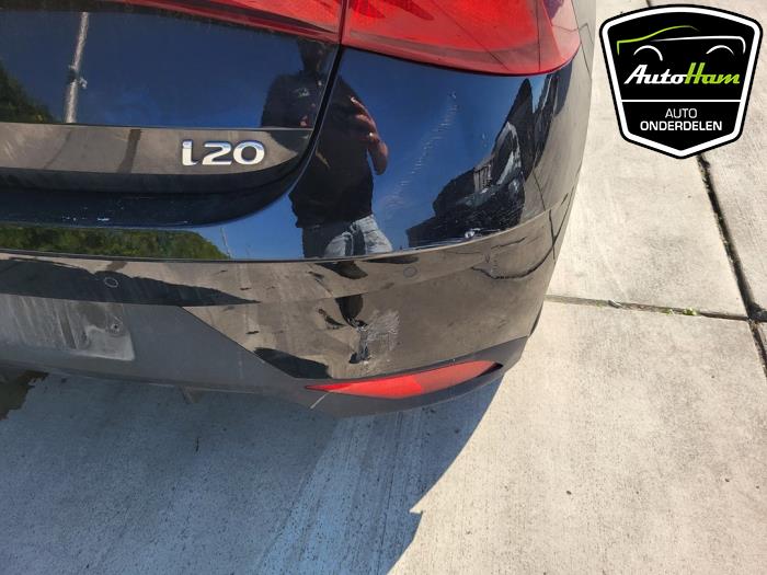 Hyundai i20 1.0 T-GDI 100 Mild Hybrid 48V 12V Sloopvoertuig (2022, Zwart)