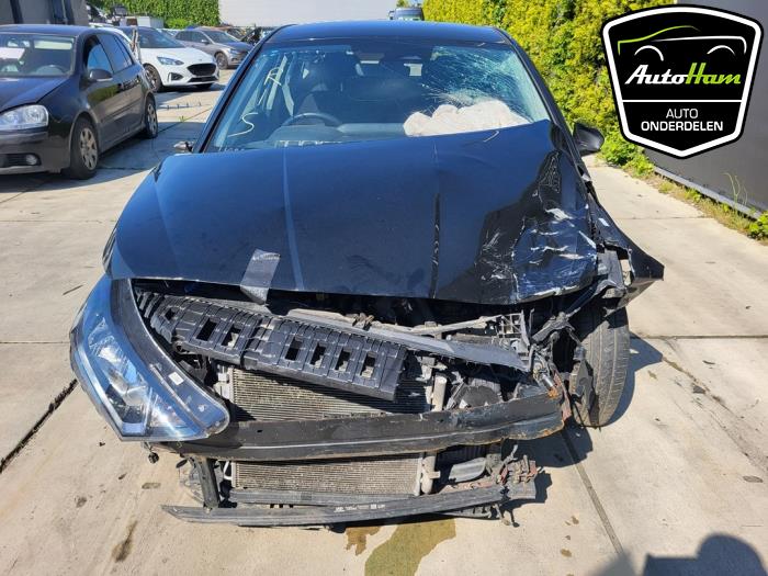 Hyundai i20 1.0 T-GDI 100 Mild Hybrid 48V 12V Sloopvoertuig (2022, Zwart)