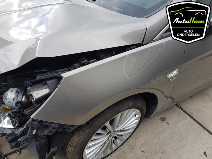 Opel Astra K 1.4 Turbo 16V Sloopvoertuig (2016, Beige)