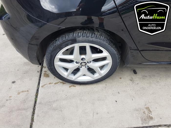 Seat Ibiza V 1.0 MPI 12V Sloopvoertuig (2019, Zwart)