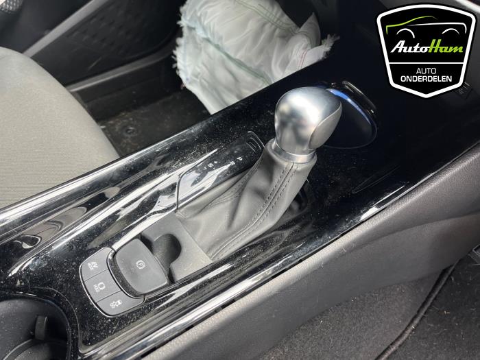 Toyota C-HR 2.0 16V Hybrid Sloopvoertuig (2020, Blauw)