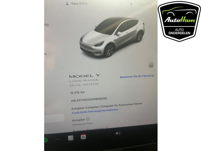 Tesla Model Y Long Range 72kWh Sloopvoertuig (2023, Wit)