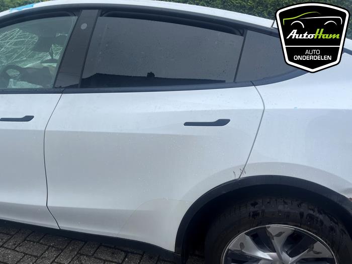 Tesla Model Y Long Range 72kWh Sloopvoertuig (2023, Wit)