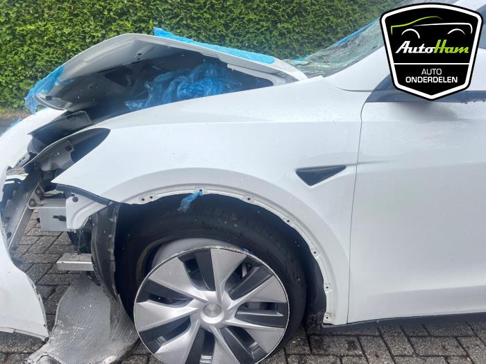 Tesla Model Y Long Range 72kWh Sloopvoertuig (2023, Wit)