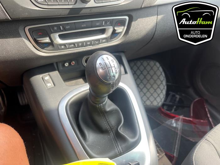 Renault Grand Scénic III 1.4 16V TCe 130 Sloopvoertuig (2010, Zwart)