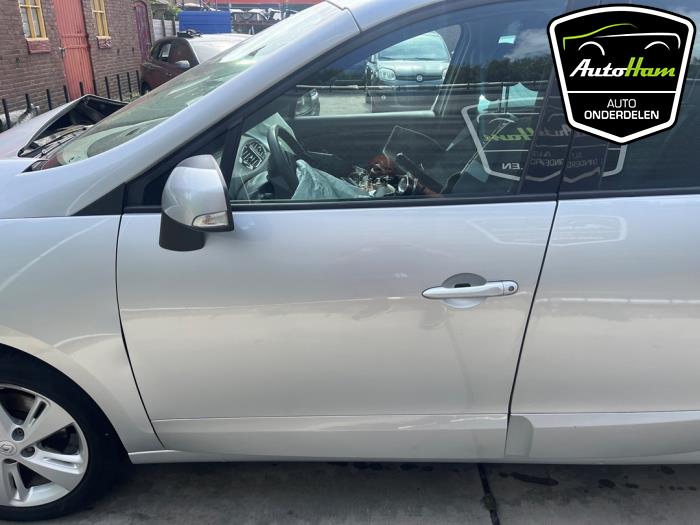 Renault Scénic III 2.0 16V CVT Sloopvoertuig (2012, Grijs)