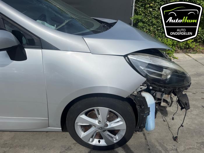 Renault Scénic III 2.0 16V CVT Sloopvoertuig (2012, Grijs)