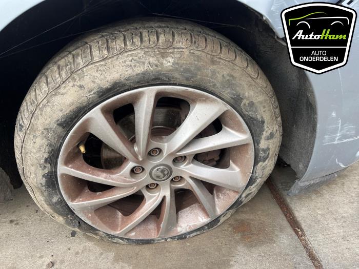 Opel Astra K 1.6 CDTI 136 16V Sloopvoertuig (2018, Licht, Blauw)