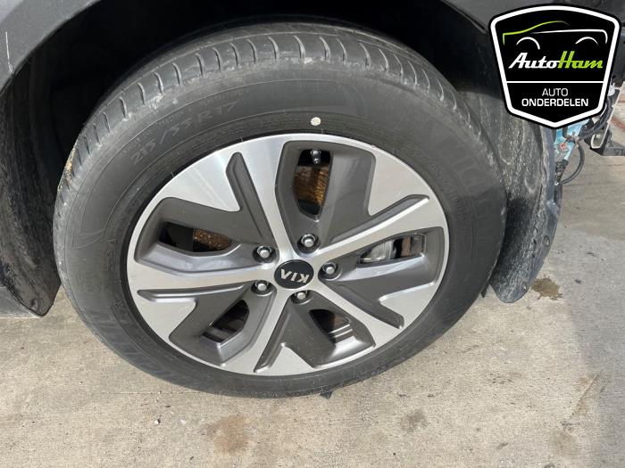 Kia Niro I E-Niro 64 kWh Sloopvoertuig (2020, Zwart)