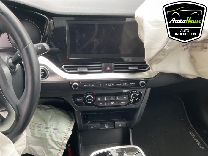 Kia Niro I E-Niro 64 kWh Sloopvoertuig (2020, Zwart)