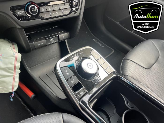 Kia Niro I E-Niro 64 kWh Sloopvoertuig (2020, Zwart)