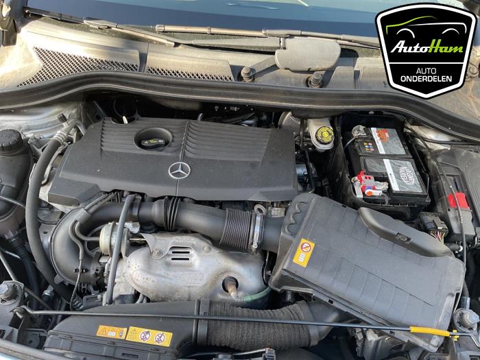 Mercedes B 1.6 B-200 BlueEFFICIENCY Turbo 16V Sloopvoertuig (2014, Grijs)