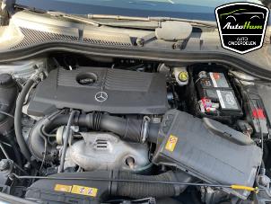 Mercedes B 1.6 B-200 BlueEFFICIENCY Turbo 16V Sloopvoertuig (2014, Grijs)