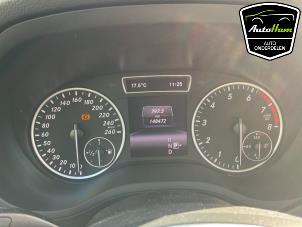 Mercedes B 1.6 B-200 BlueEFFICIENCY Turbo 16V Sloopvoertuig (2014, Grijs)