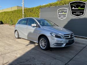 Mercedes B 1.6 B-200 BlueEFFICIENCY Turbo 16V Sloopvoertuig (2014, Grijs)