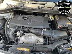 Mercedes B 1.6 B-200 BlueEFFICIENCY Turbo 16V Sloopvoertuig (2014, Grijs)