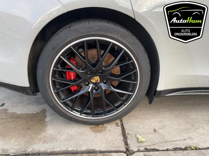 Porsche Panamera 3.0 V6 24V Sloopvoertuig (2018, Grijs)