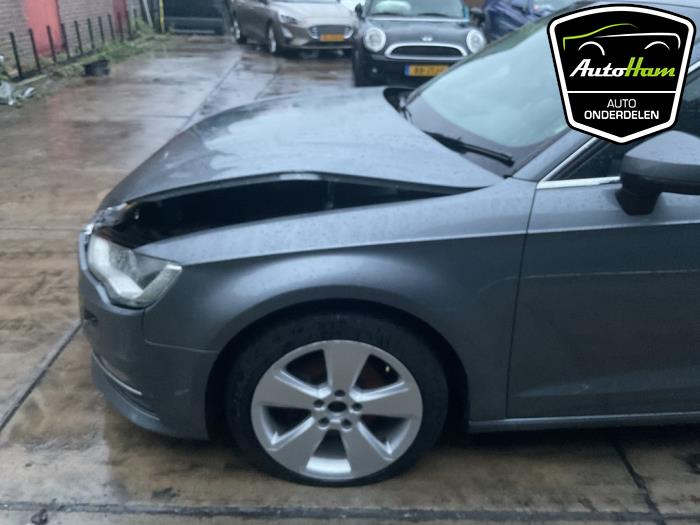 Audi A3 Sportback 1.4 TFSI 16V Sloopvoertuig (2015, Donker, Grijs)