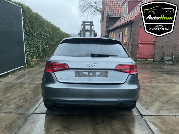 Audi A3 Sportback 1.4 TFSI 16V Sloopvoertuig (2015, Donker, Grijs)