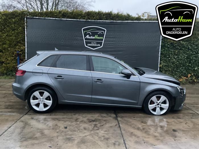 Audi A3 Sportback 1.4 TFSI 16V Sloopvoertuig (2015, Donker, Grijs)
