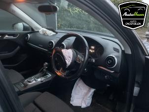 Audi A3 Sportback 1.4 TFSI 16V Sloopvoertuig (2015, Donker, Grijs)