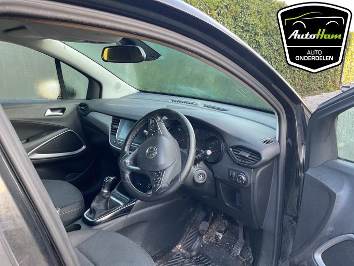 Opel Crossland 1.2 12V Sloopvoertuig (2018, Zwart)